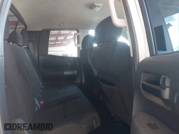 2011 Toyota Tundra с VIN 5TFUY5F10BX160574, выставлен на аукционе IAAI как лот 43081166 с пробегом 164 683 миль миль и . История ставок и продаж доступна на DreamBid. Изображение 8.