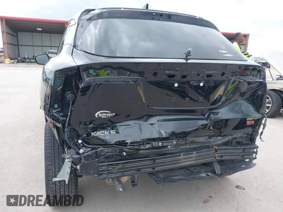 2025 Nissan Kicks SR with VIN 3N8AP6DC7SL313435, listed as a IAAI auction lot 42407033 with 8,257 mi miles and . Bid and sale history available at DreamBid. Image 6.