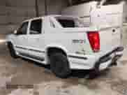 2005 Chevrolet Avalanche LS z VIN 3GNEK12Z05G242850, wystawiony jako IAAI lot #42310475 z przebiegiem 139 952 mil mil oraz . Historia ofert i sprzedaży dostępna na DreamBid. Obrazek 3.