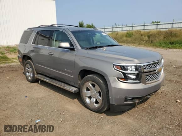 2018 Chevrolet Tahoe LT z VIN 1GNSKBKC8JR348459, wystawiony jako Copart lot #67358825 z przebiegiem 118 950 mil mil oraz Szkoda całkowita • Salvage title. Historia ofert i sprzedaży dostępna na DreamBid. Obrazek 4.