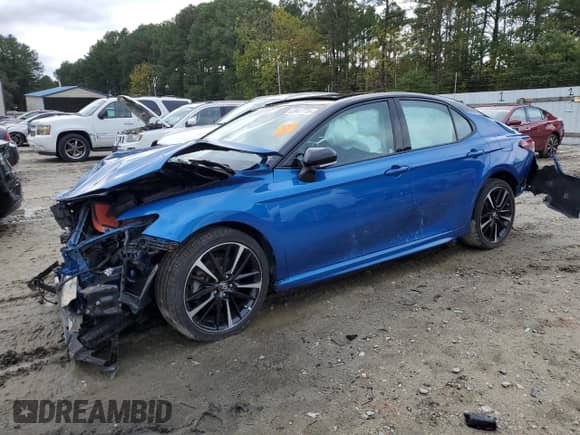2018 Toyota Camry XSE с VIN 4T1B61HK0JU147072, выставлен на аукционе Copart как лот 85647715 с пробегом Не указан миль и Списание • Salvage title. История ставок и продаж доступна на DreamBid. Изображение 1.