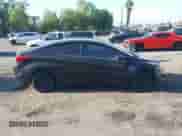 2016 Hyundai Elantra SE z VIN 5NPDH4AE1GH747826, wystawiony jako IAAI lot #43312201 z przebiegiem 175 198 mil mil oraz . Historia ofert i sprzedaży dostępna na DreamBid. Obrazek 14.