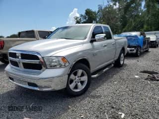 2013 Ram 1500 SLT z VIN 1C6RR6GP1DS659189, wystawiony jako Copart lot #67744125 z przebiegiem 92 008 mil mil oraz Szkoda całkowita • Salvage title. Historia ofert i sprzedaży dostępna na DreamBid. Obrazek 1.