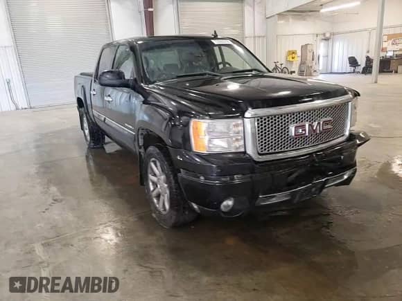 2010 GMC Sierra 1500 Denali z VIN 3GTRKXE28AG259921, wystawiony jako Copart lot #73592214 z przebiegiem 156 378 mil mil oraz Szkoda całkowita • Salvage title. Historia ofert i sprzedaży dostępna na DreamBid. Obrazek 11.