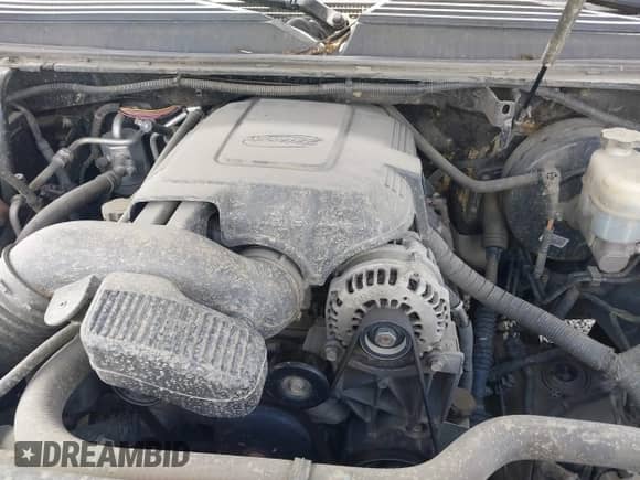 2013 Chevrolet Tahoe LS with VIN 1GNSKAE09DR234776, listed as a IAAI auction lot 42605423 with 200,433 mi miles and . Bid and sale history available at DreamBid. Image 10.