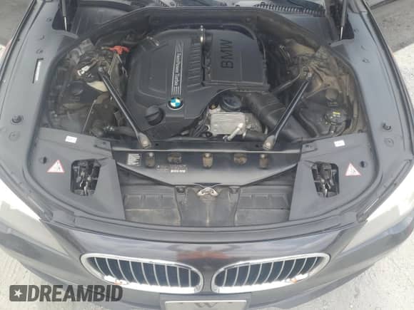 2014 BMW 7 Series 740i с VIN WBAYA6C58ED826649, выставлен на аукционе Copart как лот 66338525 с пробегом 252 372 миль миль и Чистый • Clean title. История ставок и продаж доступна на DreamBid. Изображение 11.