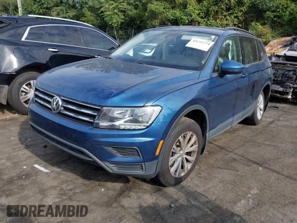 2020 Volkswagen Tiguan S с VIN 3VV1B7AX6LM104840, выставлен на аукционе IAAI как лот 43091774 с пробегом 68 041 миль миль и . История ставок и продаж доступна на DreamBid. Изображение 17.