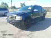 2010 Chevrolet Avalanche LTZ с VIN 3GNNCGE02AG243764, выставлен на аукционе IAAI как лот 43534527 с пробегом 256 223 миль миль и . История ставок и продаж доступна на DreamBid. Изображение 17.