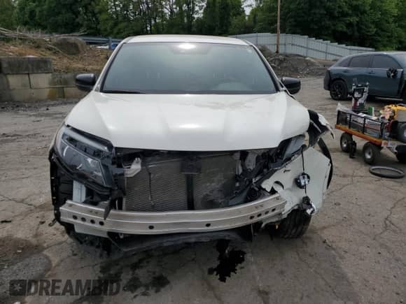 2019 Honda Passport Sport with VIN 5FNYF8H27KB013743, listed as a Copart auction lot 57519555 with 127,565 mi miles and Salvage title. Bid and sale history available at DreamBid. Image 5.
