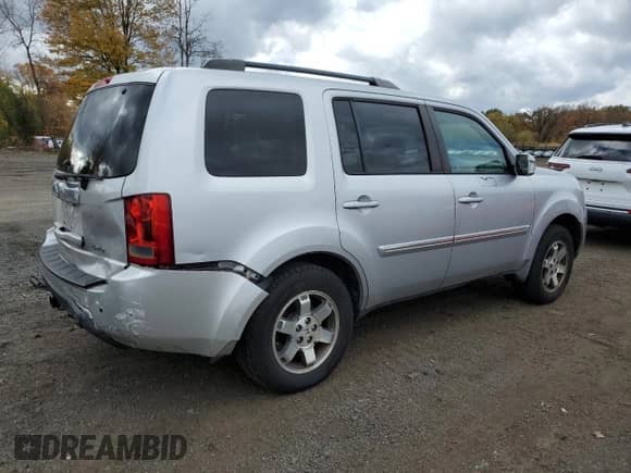 2010 Honda Pilot Touring с VIN 5FNYF4H9XAB021792, выставлен на аукционе Copart как лот 89511745 с пробегом 233 599 миль миль и Списание • Salvage title. История ставок и продаж доступна на DreamBid. Изображение 3.