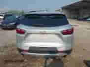 2020 Chevrolet Blazer LT z VIN 3GNKBBRAXLS716158, wystawiony jako IAAI lot #43146996 z przebiegiem 89 837 mil mil oraz . Historia ofert i sprzedaży dostępna na DreamBid. Obrazek 16.