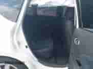 2015 Nissan Note SV z VIN 3N1CE2CP0FL382385, wystawiony jako IAAI lot #43061616 z przebiegiem 69 966 mil mil oraz . Historia ofert i sprzedaży dostępna na DreamBid. Obrazek 8.