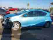 2015 Toyota Prius One z VIN JTDKDTB30F1100611, wystawiony jako IAAI lot #43148415 z przebiegiem 49 544 mil mil oraz . Historia ofert i sprzedaży dostępna na DreamBid. Obrazek 15.