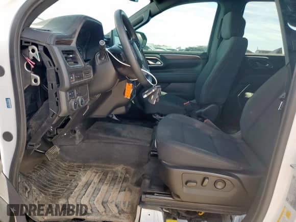 2024 Chevrolet Tahoe Commercial with VIN 1GNSKLED2RR249061, listed as a Copart auction lot 84399715 with 14,655 mi miles and Salvage title. Bid and sale history available at DreamBid. Image 7.