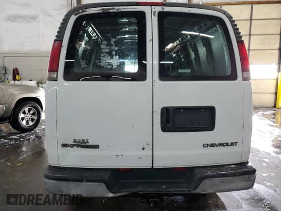 2000 Chevrolet City Express Cargo с VIN 1GCHG39R5Y1170717, выставлен на аукционе Copart как лот 87503925 с пробегом 305 083 миль миль и Чистый • Clean title. История ставок и продаж доступна на DreamBid. Изображение 6.