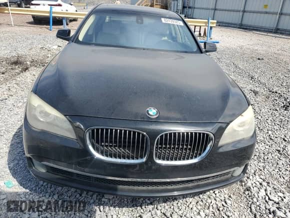 2012 BMW 7 Series 740Li with VIN WBAKB4C51CC575984, listed as a Copart auction lot 82439325 with 160,856 mi miles and Clean title. Bid and sale history available at DreamBid. Image 5.