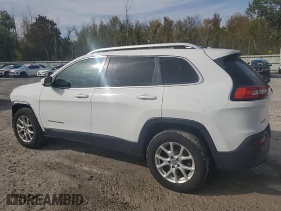 2016 Jeep Cherokee Latitude с VIN 1C4PJMCB0GW341020, выставлен на аукционе Copart как лот 84867825 с пробегом 93 782 миль миль и Списание • Salvage title. История ставок и продаж доступна на DreamBid. Изображение 2.