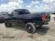 2003 GMC Sierra 1500 SLE с VIN 1GTEC14V23Z119175, выставлен на аукционе Copart как лот 63138454 с пробегом Не указан миль и Списание • Salvage title. История ставок и продаж доступна на DreamBid. Изображение 2.