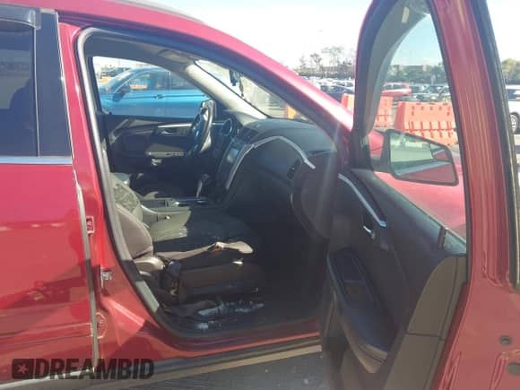 2011 Chevrolet Traverse 1LT с VIN 1GNKRGED7BJ162439, выставлен на аукционе IAAI как лот 43489302 с пробегом 210 782 миль миль и . История ставок и продаж доступна на DreamBid. Изображение 5.