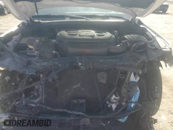 2020 Jeep Grand Cherokee Overland z VIN 1C4RJFCG0LC105379, wystawiony jako Copart lot #85102485 z przebiegiem 73 158 mil mil oraz Szkoda całkowita • Salvage title. Historia ofert i sprzedaży dostępna na DreamBid. Obrazek 12.