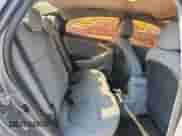 2014 Hyundai Accent GLS z VIN KMHCU4AE8EU624837, wystawiony jako Copart lot #85711535 z przebiegiem 127 432 mil mil oraz Szkoda całkowita • Salvage title. Historia ofert i sprzedaży dostępna na DreamBid. Obrazek 10.