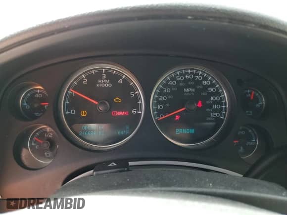 2009 Chevrolet Suburban 1LT z VIN 1GNFC26089J111267, wystawiony jako Copart lot #48253525 z przebiegiem 246 684 mil mil oraz Szkoda całkowita • Salvage title. Historia ofert i sprzedaży dostępna na DreamBid. Obrazek 9.