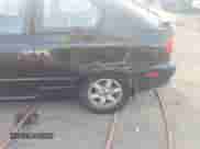 2005 Hyundai Accent GLS z VIN KMHCG35CX5U332441, wystawiony jako IAAI lot #43217479 z przebiegiem 225 254 mil mil oraz . Historia ofert i sprzedaży dostępna na DreamBid. Obrazek 6.