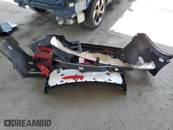 2025 Kia Sorento EX with VIN KNDRHDJG9S5291526, listed as a Copart auction lot 68220295 with 34,918 mi miles and Salvage title. Bid and sale history available at DreamBid. Image 13.