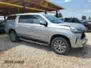 2023 Chevrolet Suburban LS z VIN 1GNSCBKD7PR122394, wystawiony jako Copart lot #63259315 z przebiegiem 54 885 mil mil oraz Szkoda całkowita • Salvage title. Historia ofert i sprzedaży dostępna na DreamBid. Obrazek 4.