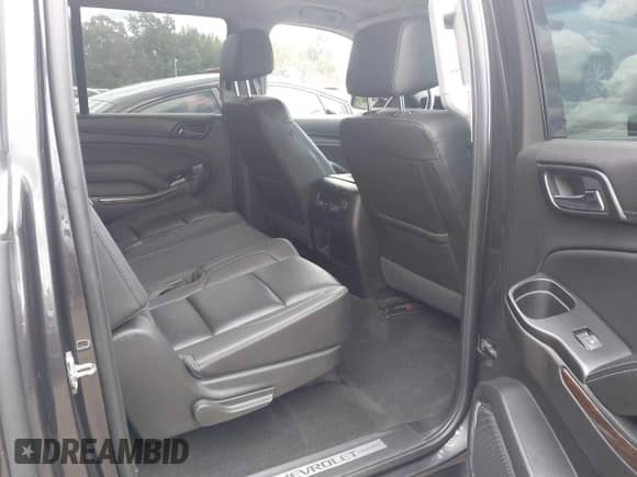 2018 Chevrolet Suburban LT с VIN 1GNSKHKC2JR287452, выставлен на аукционе IAAI как лот 42958653 с пробегом 74 775 миль миль и . История ставок и продаж доступна на DreamBid. Изображение 8.