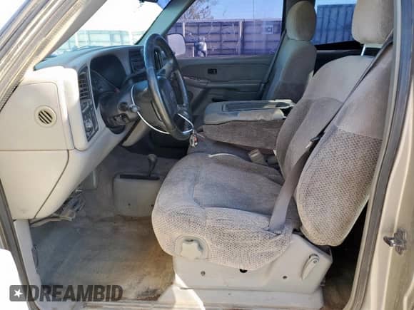 1999 Chevrolet Silverado 1500 LS z VIN 1GCEK19V8XE216342, wystawiony jako Copart lot #80629585 z przebiegiem 163 938 mil mil oraz Szkoda całkowita • Salvage title. Historia ofert i sprzedaży dostępna na DreamBid. Obrazek 7.