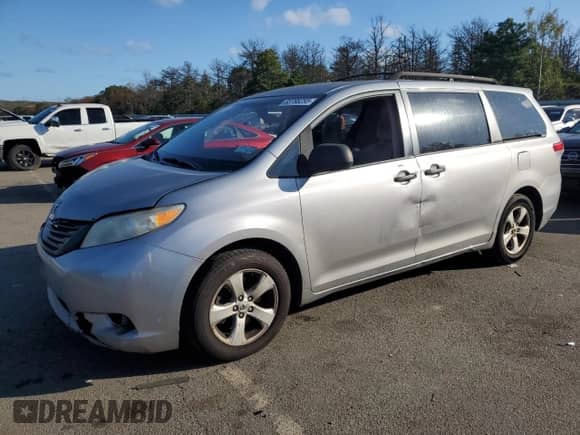 2012 Toyota Sienna with VIN 5TDZK3DC3CS210035, listed as a Copart auction lot 83798255 with 319,065 mi miles and Salvage title. Bid and sale history available at DreamBid. Image 1.