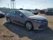 2021 Toyota Camry LE z VIN 4T1C11AK7MU439450, wystawiony jako Copart lot #84234935 z przebiegiem 24 437 mil mil oraz Szkoda całkowita • Salvage title. Historia ofert i sprzedaży dostępna na DreamBid. Obrazek 4.