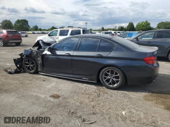 2012 BMW 5 Series 528i xDrive с VIN WBAXH5C53CDW05958, выставлен на аукционе Copart как лот 69610525 с пробегом 178 460 миль миль и Списание • Salvage title. История ставок и продаж доступна на DreamBid. Изображение 2.