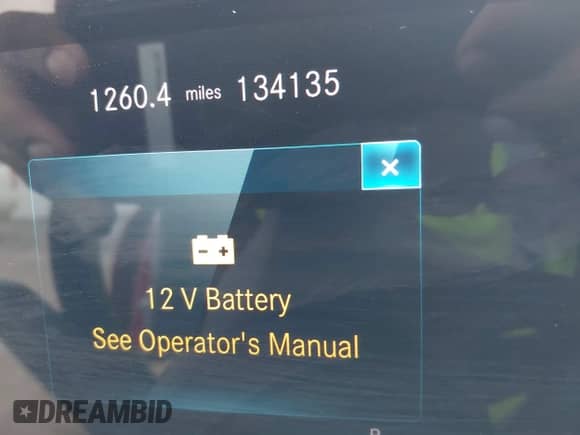 2020 Mercedes-Benz CLA 250 z VIN WDD5J4GB6LN061268, wystawiony jako IAAI lot #43109829 z przebiegiem 134 135 mil mil oraz . Historia ofert i sprzedaży dostępna na DreamBid. Obrazek 7.