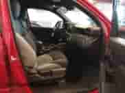 2024 Toyota Tacoma SR5 z VIN 3TYLB5JNXRT023878, wystawiony jako IAAI lot #43246001 z przebiegiem 9 321 mil mil oraz . Historia ofert i sprzedaży dostępna na DreamBid. Obrazek 5.