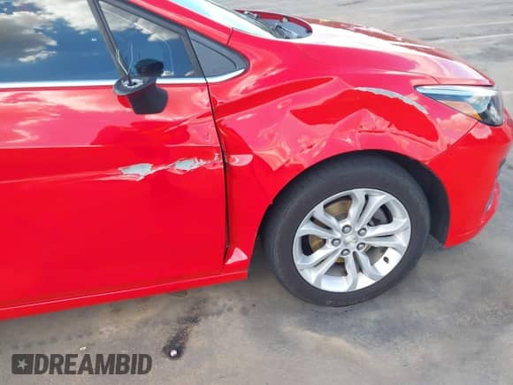 2019 Chevrolet Cruze LT with VIN 1G1BE5SM1K7114602, listed as a IAAI auction lot 43213328 with 164,849 mi miles and . Bid and sale history available at DreamBid. Image 19.