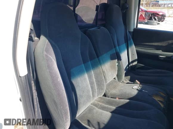 2001 Dodge Dakota z VIN 1B7FL26X71S161985, wystawiony jako IAAI lot #41697721 z przebiegiem 218 168 mil mil oraz . Historia ofert i sprzedaży dostępna na DreamBid. Obrazek 8.