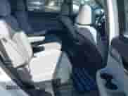 2023 Hyundai Palisade SEL z VIN KM8R4DGE8PU608514, wystawiony jako IAAI lot #42558179 z przebiegiem 34 277 mil mil oraz . Historia ofert i sprzedaży dostępna na DreamBid. Obrazek 8.