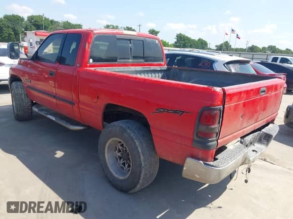 2001 Dodge 2500 with VIN 1B7KC23621J182016, listed as a IAAI auction lot 42212185 with 344,624 mi miles and . Bid and sale history available at DreamBid. Image 3.