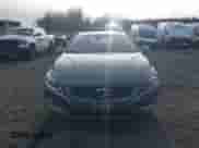 2017 Volvo S60 Inscription с VIN LYV402HKXHB137304, выставлен на аукционе IAAI как лот 41415830 с пробегом 140 598 миль миль и . История ставок и продаж доступна на DreamBid. Изображение 12.
