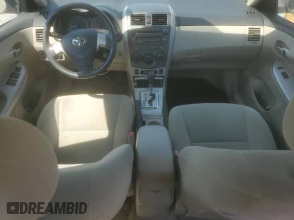 2011 Toyota Corolla S с VIN 2T1BU4EEXBC629380, выставлен на аукционе Copart как лот 80322955 с пробегом 98 472 миль миль и Списание • Salvage title. История ставок и продаж доступна на DreamBid. Изображение 8.