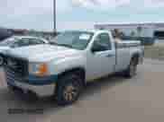 2011 GMC Sierra 1500 Work Truck z VIN 1GTN2TEX6BZ154914, wystawiony jako IAAI lot #42075009 z przebiegiem 83 968 mil mil oraz . Historia ofert i sprzedaży dostępna na DreamBid. Obrazek 2.