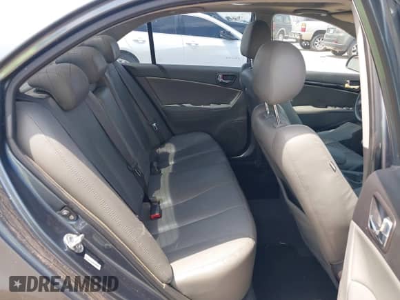 2010 Hyundai Sonata Limited с VIN 5NPEU4AF4AH602909, выставлен на аукционе IAAI как лот 42908882 с пробегом 166 902 миль миль и . История ставок и продаж доступна на DreamBid. Изображение 8.