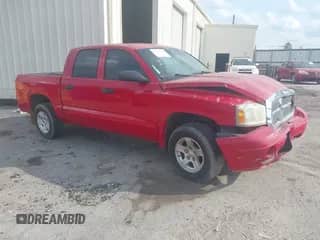 2005 Dodge Dakota SLT with VIN 1D7HE48N65S275384, listed as a IAAI auction lot 37842815 with Not provided miles and . Bid and sale history available at DreamBid. Image 1.