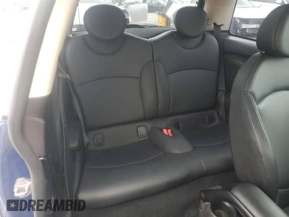 2012 MINI Hardtop S with VIN WMWSV3C56CTY17072, listed as a Copart auction lot 58275165 with 101,542 mi miles and Salvage title. Bid and sale history available at DreamBid. Image 10.