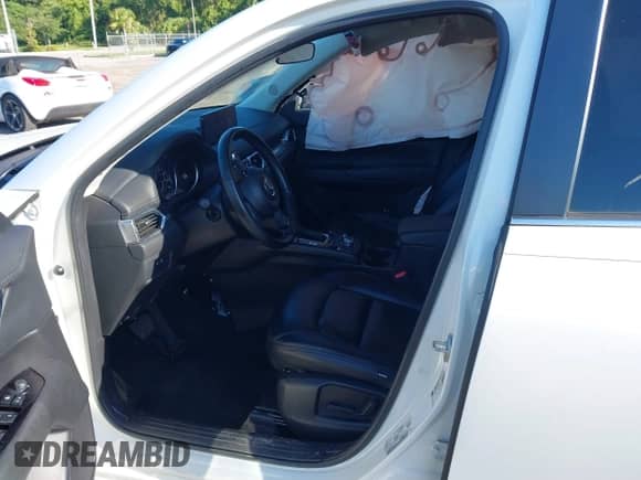 2022 Mazda CX-5 S Select z VIN JM3KFBBM6N0554189, wystawiony jako IAAI lot #42518384 z przebiegiem 46 491 mil mil oraz . Historia ofert i sprzedaży dostępna na DreamBid. Obrazek 5.