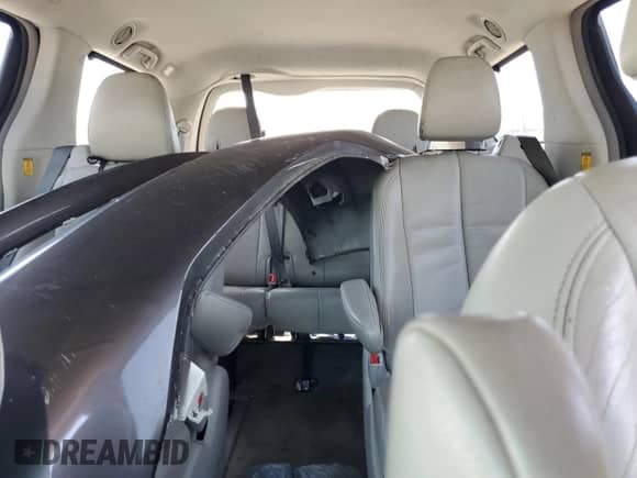 2012 Toyota Sienna XLE with VIN 5TDDK3DC5CS043722, listed as a Copart auction lot 81994915 with 228,523 mi miles and Salvage title. Bid and sale history available at DreamBid. Image 10.