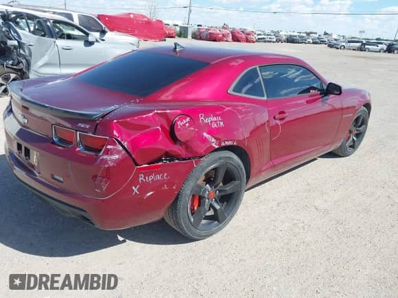 2010 Chevrolet Camaro 2SS with VIN 2G1FT1EW2A9135100, listed as a IAAI auction lot 43279222 with 202,811 mi miles and . Bid and sale history available at DreamBid. Image 4.