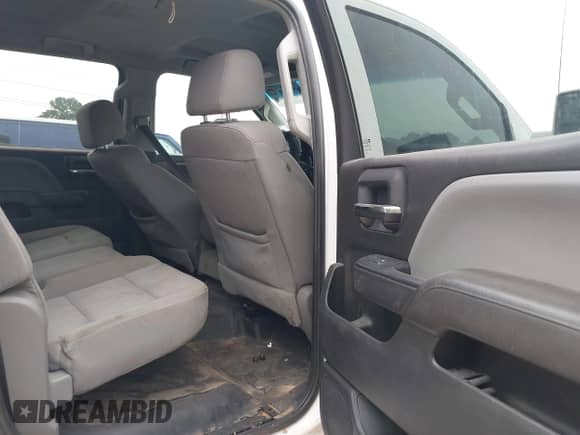 2017 Chevrolet Silverado 2500HD Work Truck z VIN 1GC1KUEG7HF226685, wystawiony jako IAAI lot #42839054 z przebiegiem 204 220 mil mil oraz . Historia ofert i sprzedaży dostępna na DreamBid. Obrazek 8.